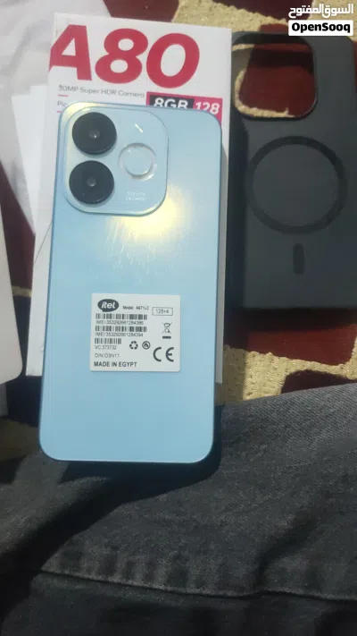 الموبيل زيرو رام 8ومساحه 128 بكل مشتملاته والكرتونه والضمان وسماعه الاصليه لسه متفتحد 2