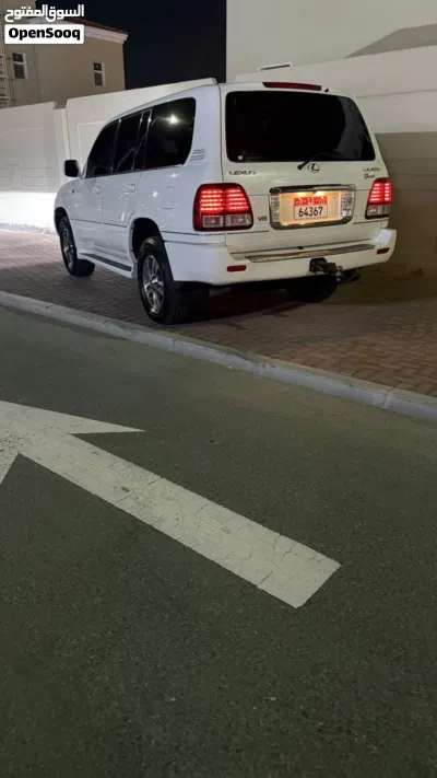 لكزس ⁦LX⁩ ⁦LX 470⁩ 2