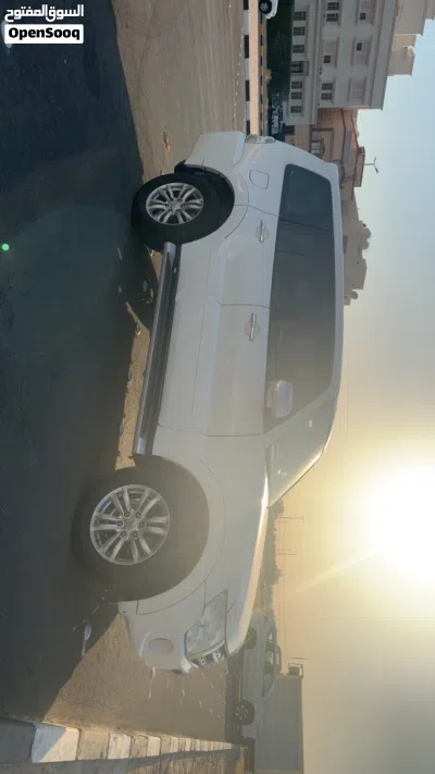 Mitsubishi Pajero GLS 2