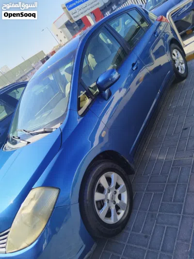 نيسان تيدا 4