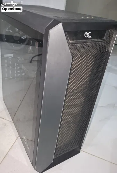 للبيع pc بي سي 4