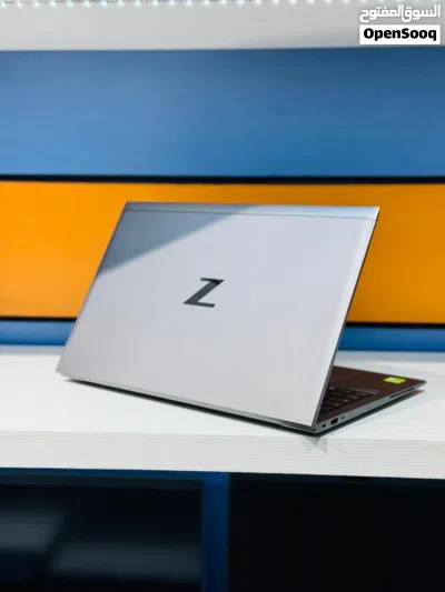 HP ZBOOK FIREFLY 15.6” i7 11th WD 4GB VGA 2