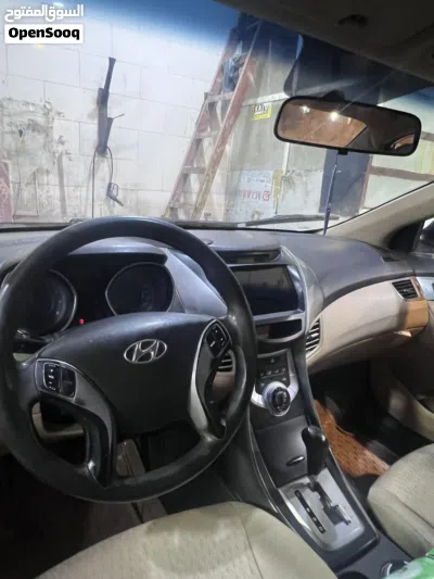 Hyundai Elantra GL 3