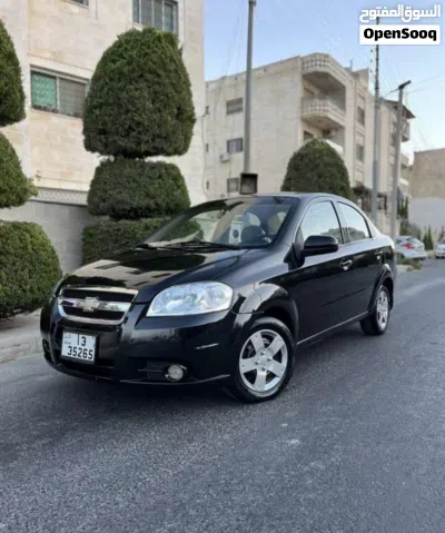 Chevrolet Aveo Base 2