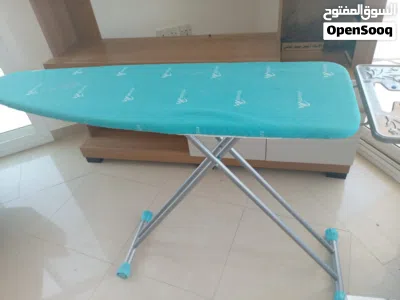 اغراض منزل للبيع ثلاجة و براد ماء و فرن كهربائي و طاولة كوي 3