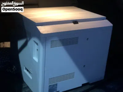 الة تصوير وطباعات ملونة 2200 2