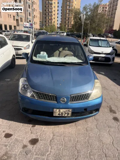 Nissan Tiida 2