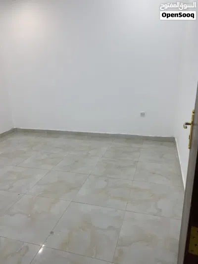 شقه للإيجار الأندلس قطعه11 شارع 6 منزل121 3