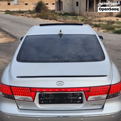 Hyundai Azera Standard 2
