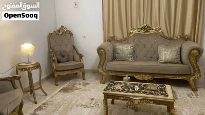 صالون للبيع الله يبارك معاه 3طاولات وبوفيه سعر 3600 2