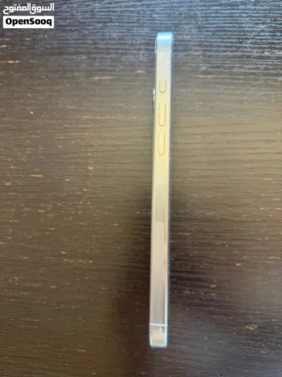 I phone 16 pro max 256 GB 4