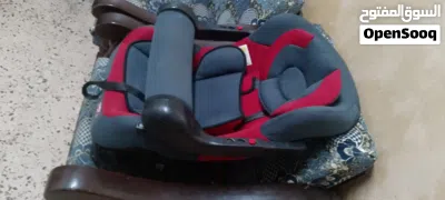 مقعد سياره للاطفال وكرسي طعام للاطفال بحاله جيده للبيع مقعد سياره للاطفال وكرسي طعام للاطفال بحاله ج 2