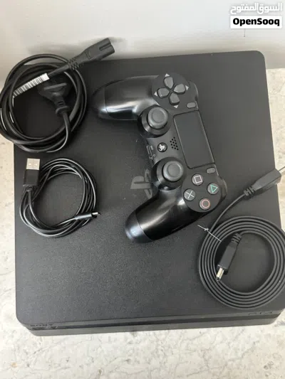 PS4 Slim 1TB مع جميع الملحقات 2