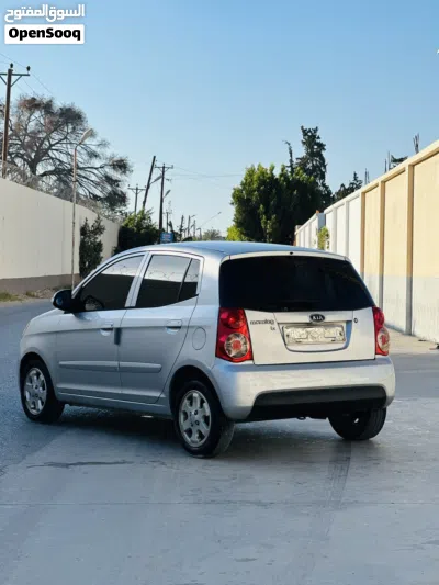 Kia Picanto EX 2