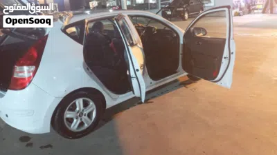 Hyundai i30 Standard 2