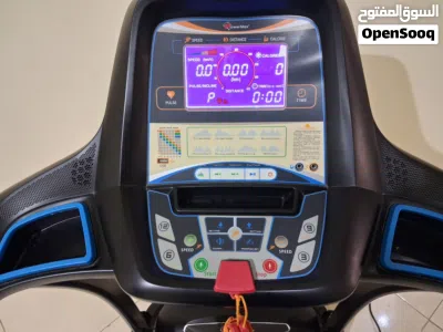 جهاز مشي من شركة powermax 4