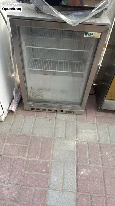 ماكينة إسبريسو وتجهيزات كافيه ومطعم للبيع بحالة ممتاز 2