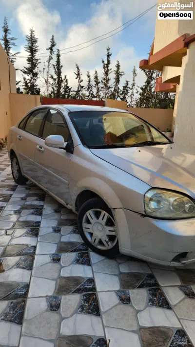 Chevrolet Optra LS 3