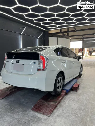 تويوتا بريوس Prius 4
