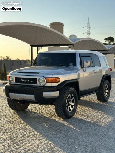تويوتا FJ GXR 2