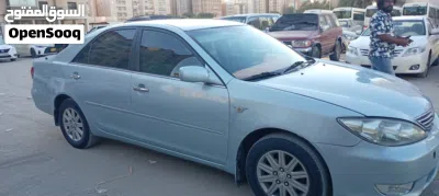 Toyota Camry GLX 2