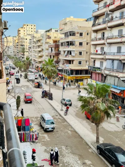 شقة مميزة جدا للبيع بقرية النخيل سكن دائم واستثمار مصيف 3 دقايق للبحر بشارع 27 الرئيسي 2