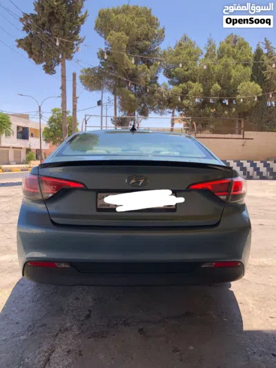 Hyundai Sonata Sport 4