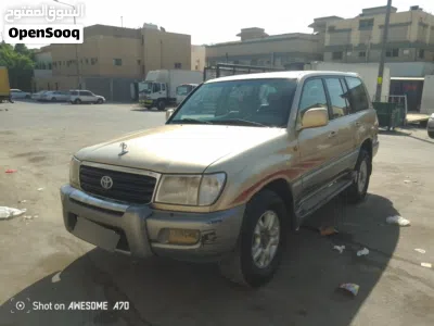 Toyota Land Cruiser GXR 3