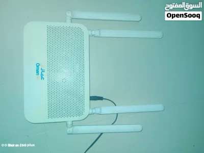 Used Omantel 4-Antenna Wi-Fi Router for Sale - Excellent Condition 2