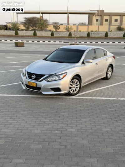 Nissan Altima S 3