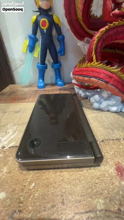 للبيع جهاز نتندو DS XL 2