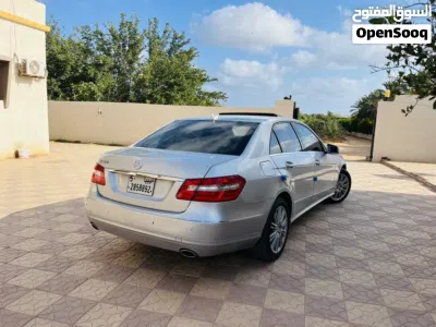 Mercedes Benz E-Class E 300 4