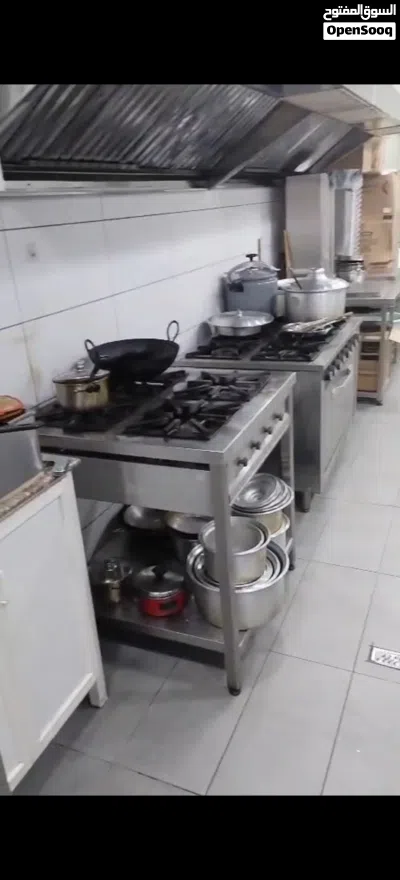 للبيع مطعم شامل كل شيء 2