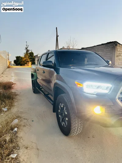 Toyota Tacoma TRD Off-Road 4