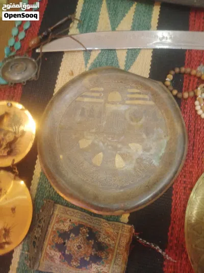 مجموعة نحاسيات انتيكا وسيوف عربية مميزة 4