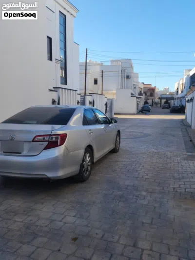 تويوتا كامري LE 3