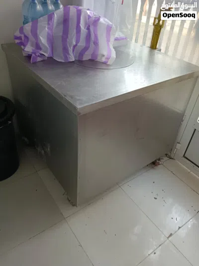 بيع اغراض مطعم بسعر التصفيه 3