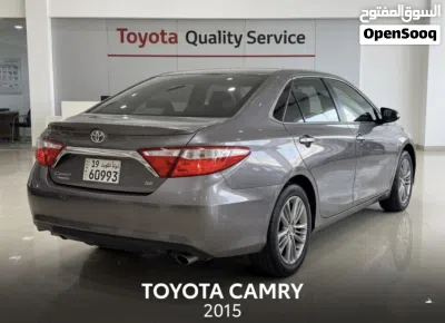 Toyota Camry SE 3