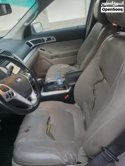 Ford Explorer XLT 3