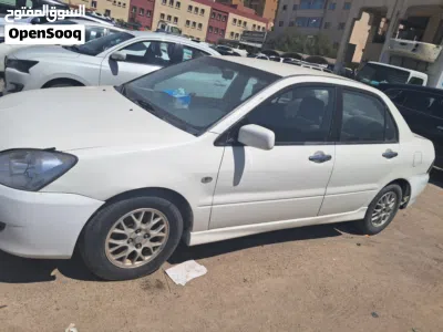 Mitsubishi Lancer ES 2