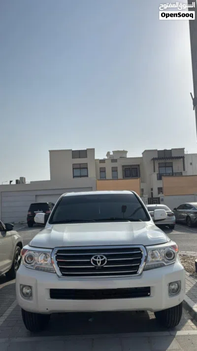 Toyota Land Cruiser VXR 3