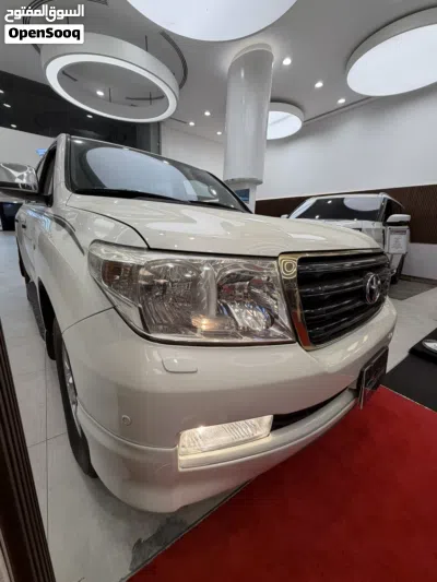 Toyota Land Cruiser VXR 4