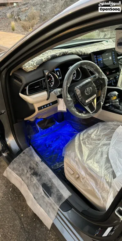 Toyota Camry GLE 3