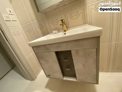 مغسلة حمام نظيفة جدا 4