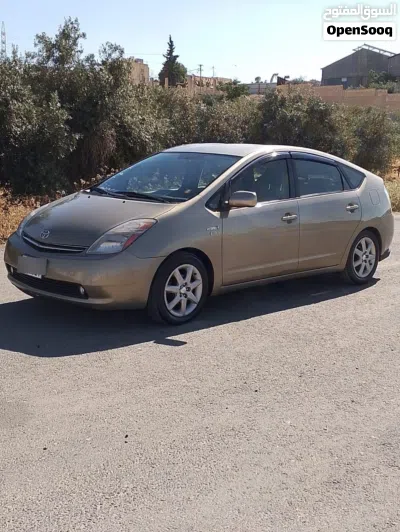 تويوتا بريوس Prius 4