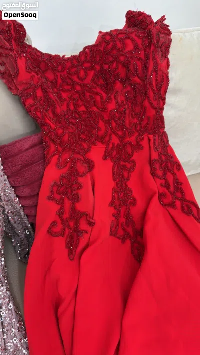 فساتين استعمال كم ساعه 4