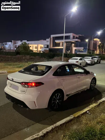 Toyota Corolla Hybrid 4