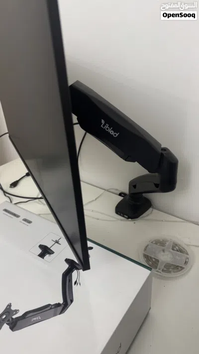 شاشة LG مستخدمة شهرين مع ستاند 120hz 3
