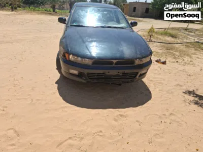 Mitsubishi Galant DL 3