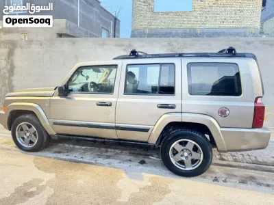 Jeep Commander Laredo 4